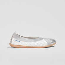 Charger l'image dans la galerie, Girl's Silver Elastic Ballerinas