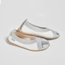 Charger l'image dans la galerie, Girl's Silver Elastic Ballerinas