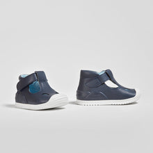 Carica l'immagine nel visualizzatore di Gallery, Baby's Navy onMicro® Shoe